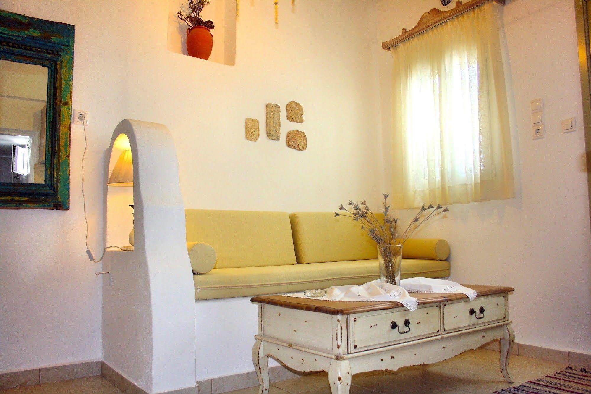 Mariakis Luxury Studios Astypalaia Экстерьер фото